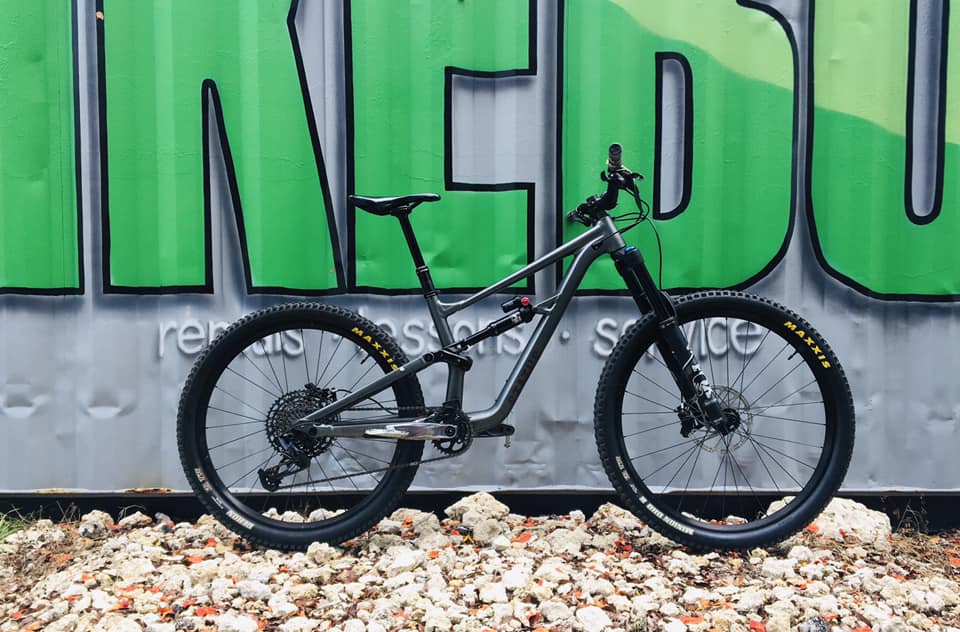 ​2019 Stumpy Carbon M