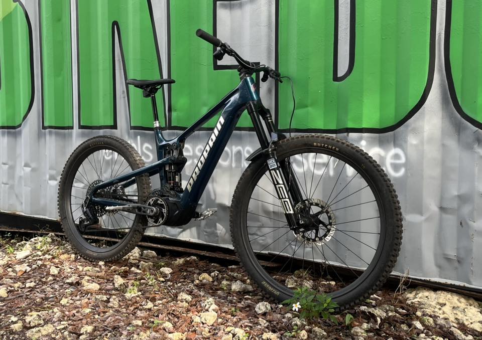 2024 Propain Ekano 2 CF Ultimate