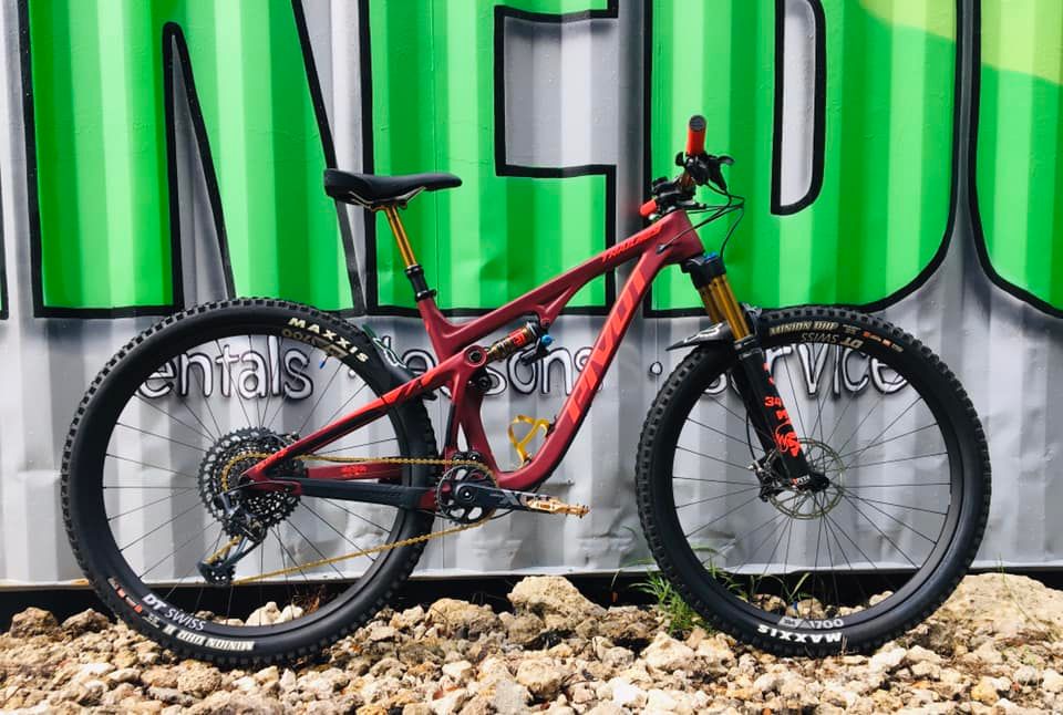 ​Pívot Trail429 carbon